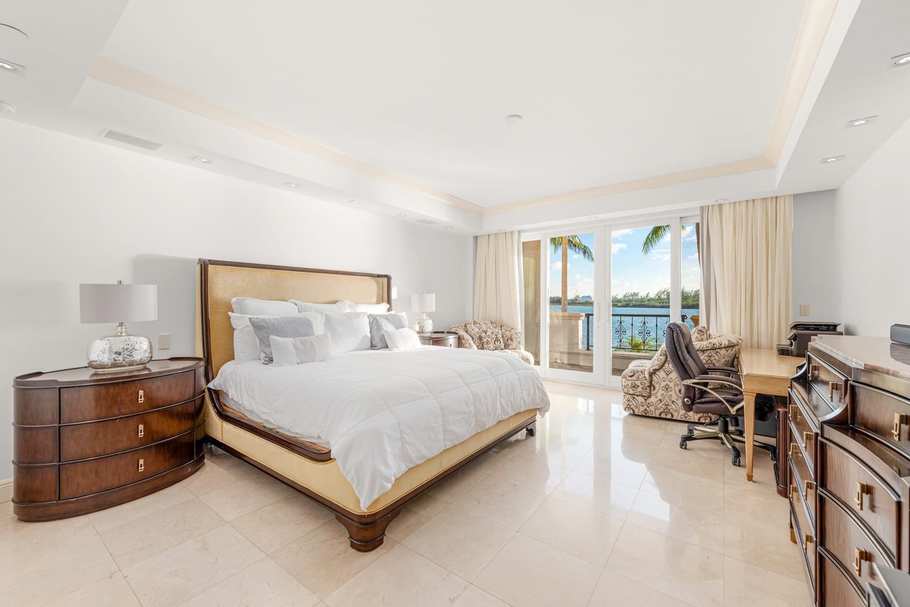 2426 Fisher Island Drive