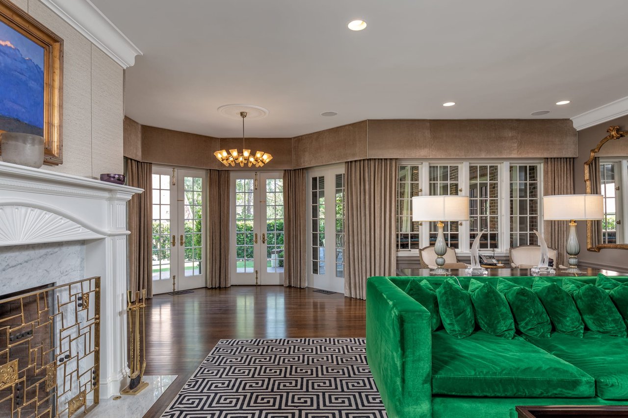 Stunning Gated Tudor