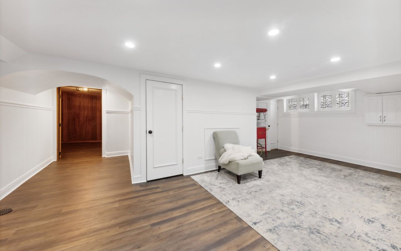 807 S Mckinley Lane