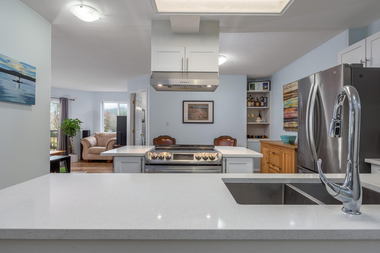B203-40120 Willow Cres