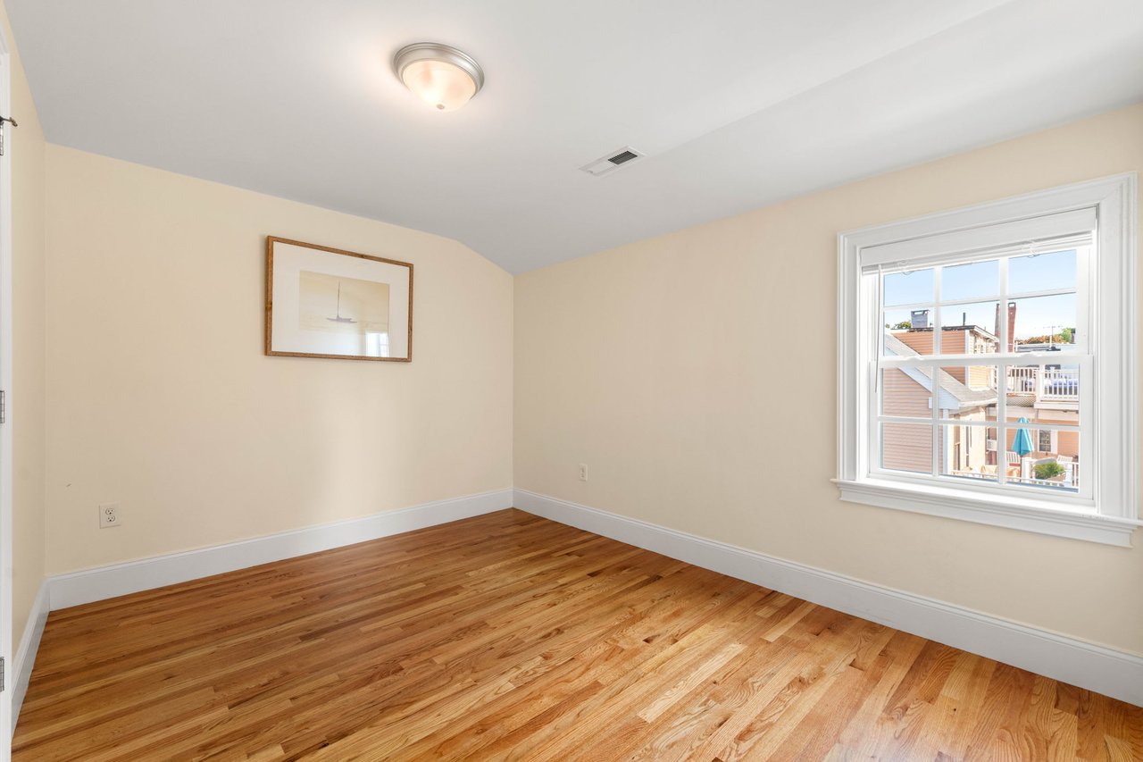 Just Listed in Newburyport! 