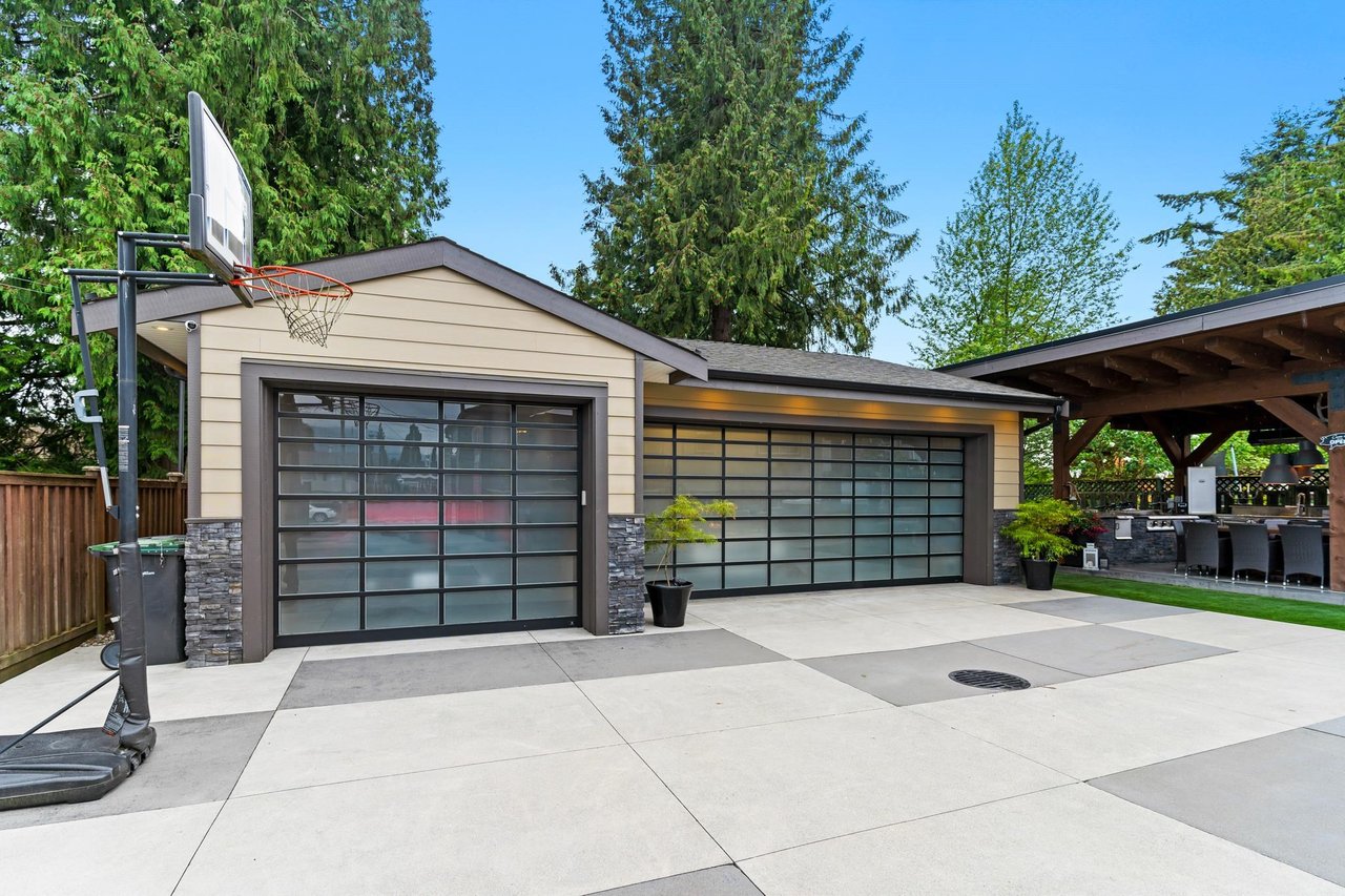1720 Grover Ave