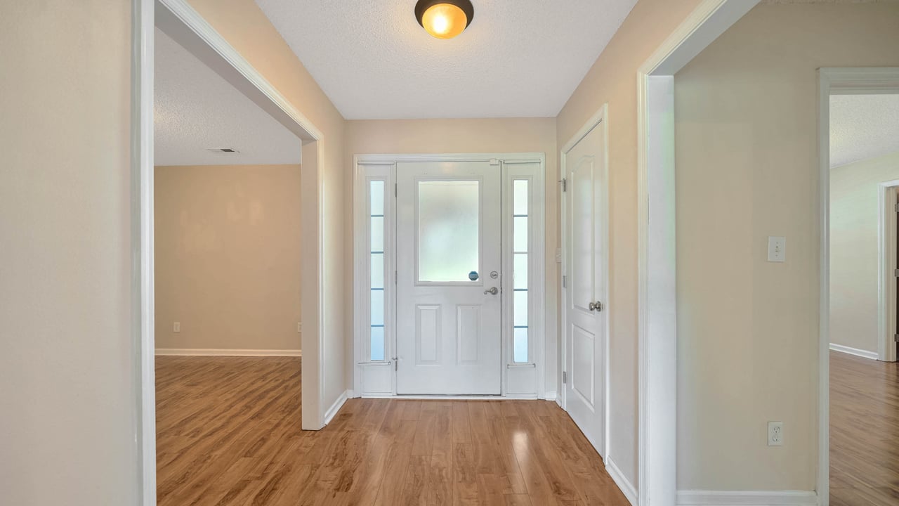 113 NW Imogene Way