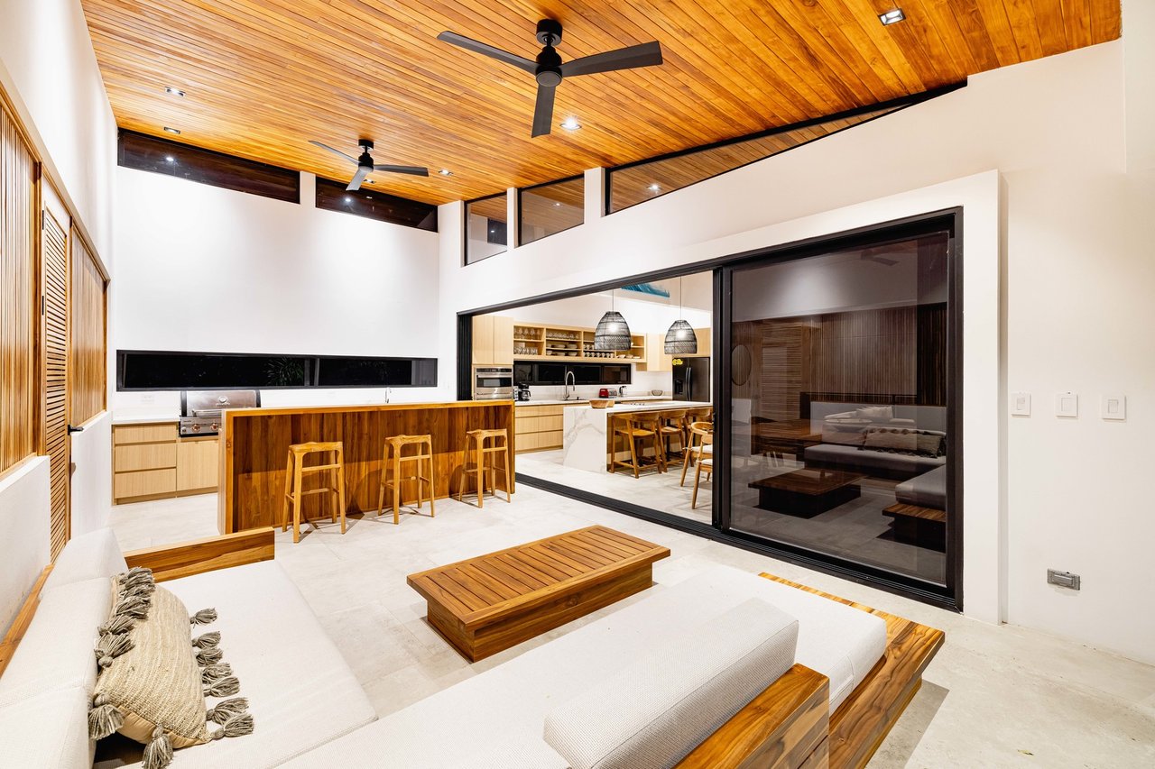 Contemporary Pool Residence, Tamarindo, Guanacaste