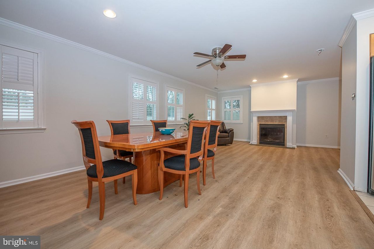 82 Woodbine Way
