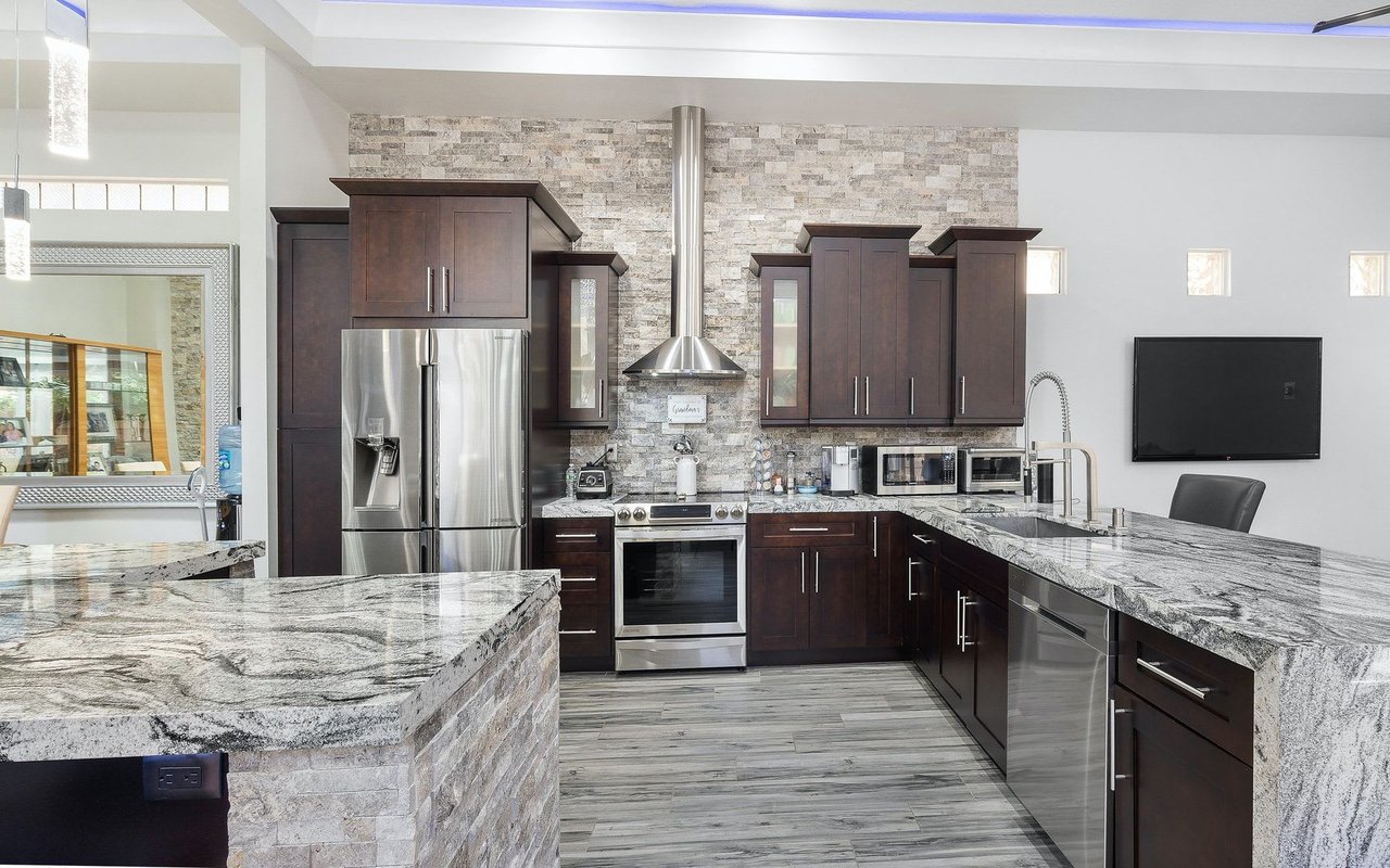 Is It Time to Get New Cabinets in Your Home?