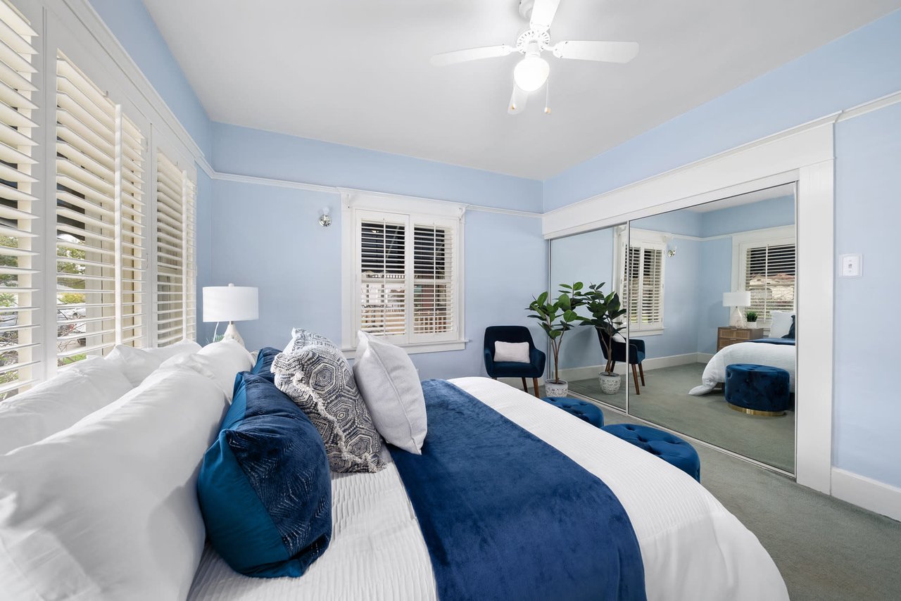 1023 E Avenue, Coronado