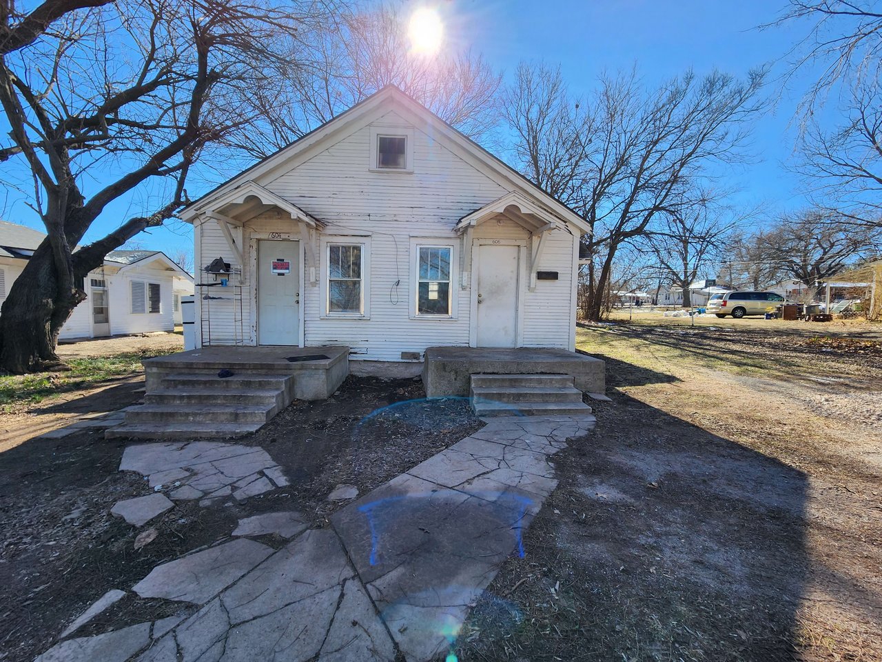 606 W. Washington Street