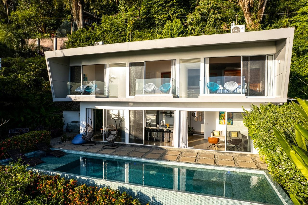 White Water View Home in Dominical Gated Community