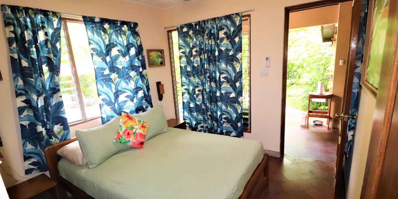 Riverfront Boutique Jungle Hotel, Ojochal, Puntarenas