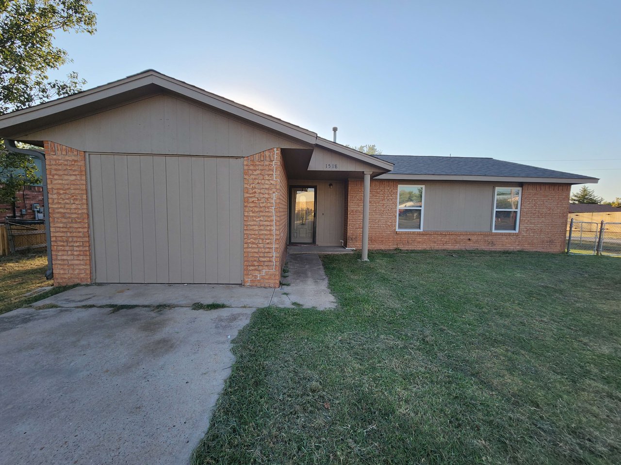 1518 Pecan Grove