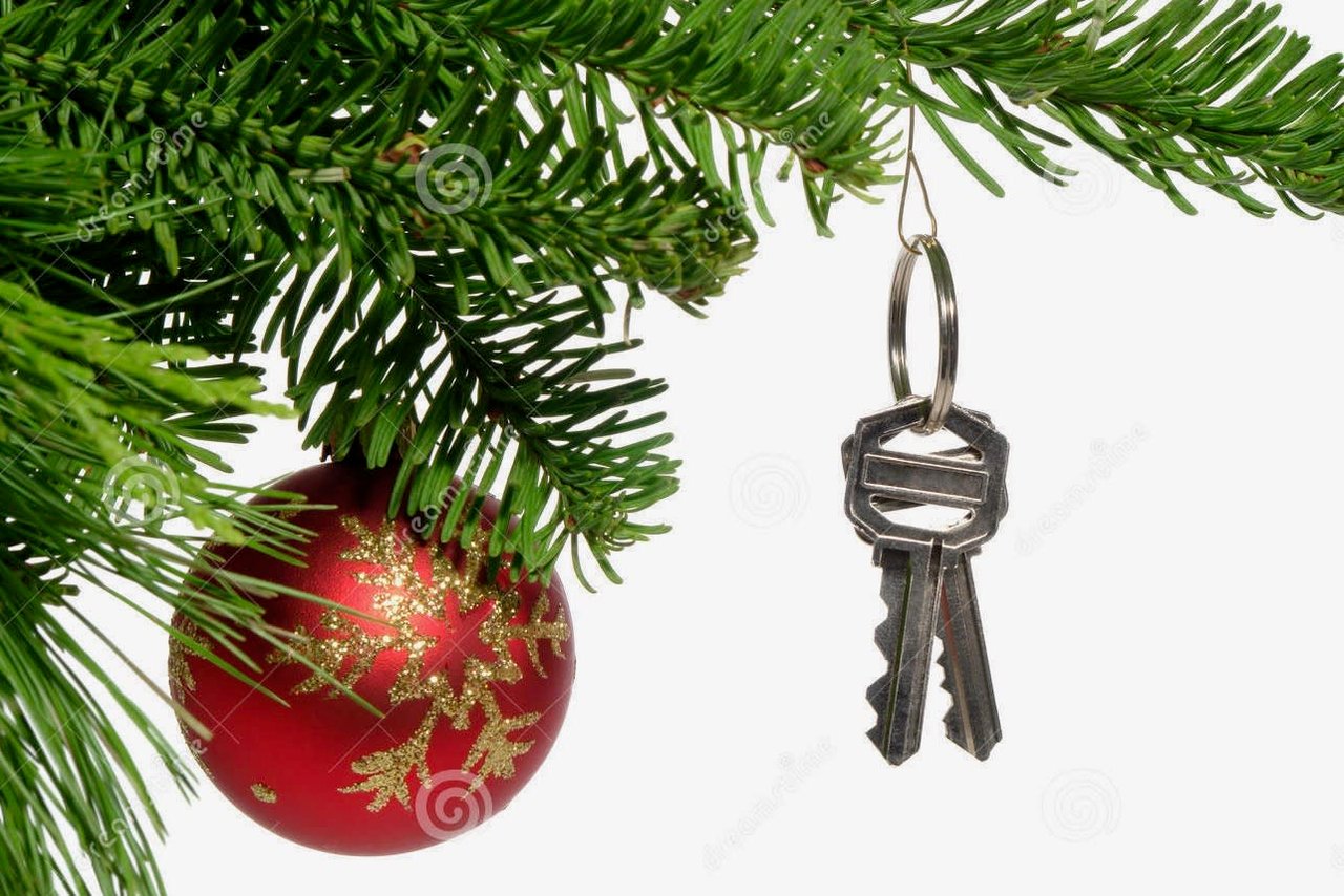 Why the Holidays are an Excellent Time to Sell a House