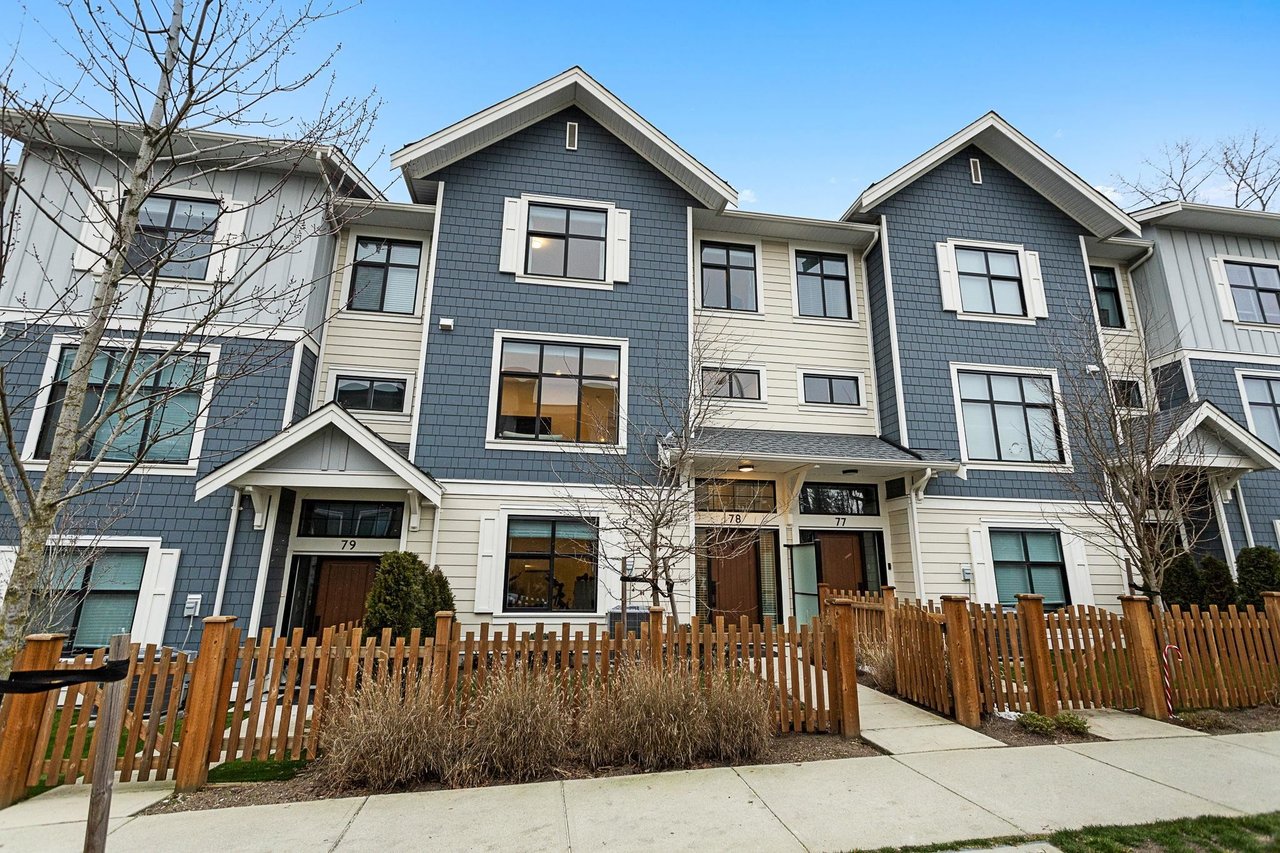 78-20327 72b Ave