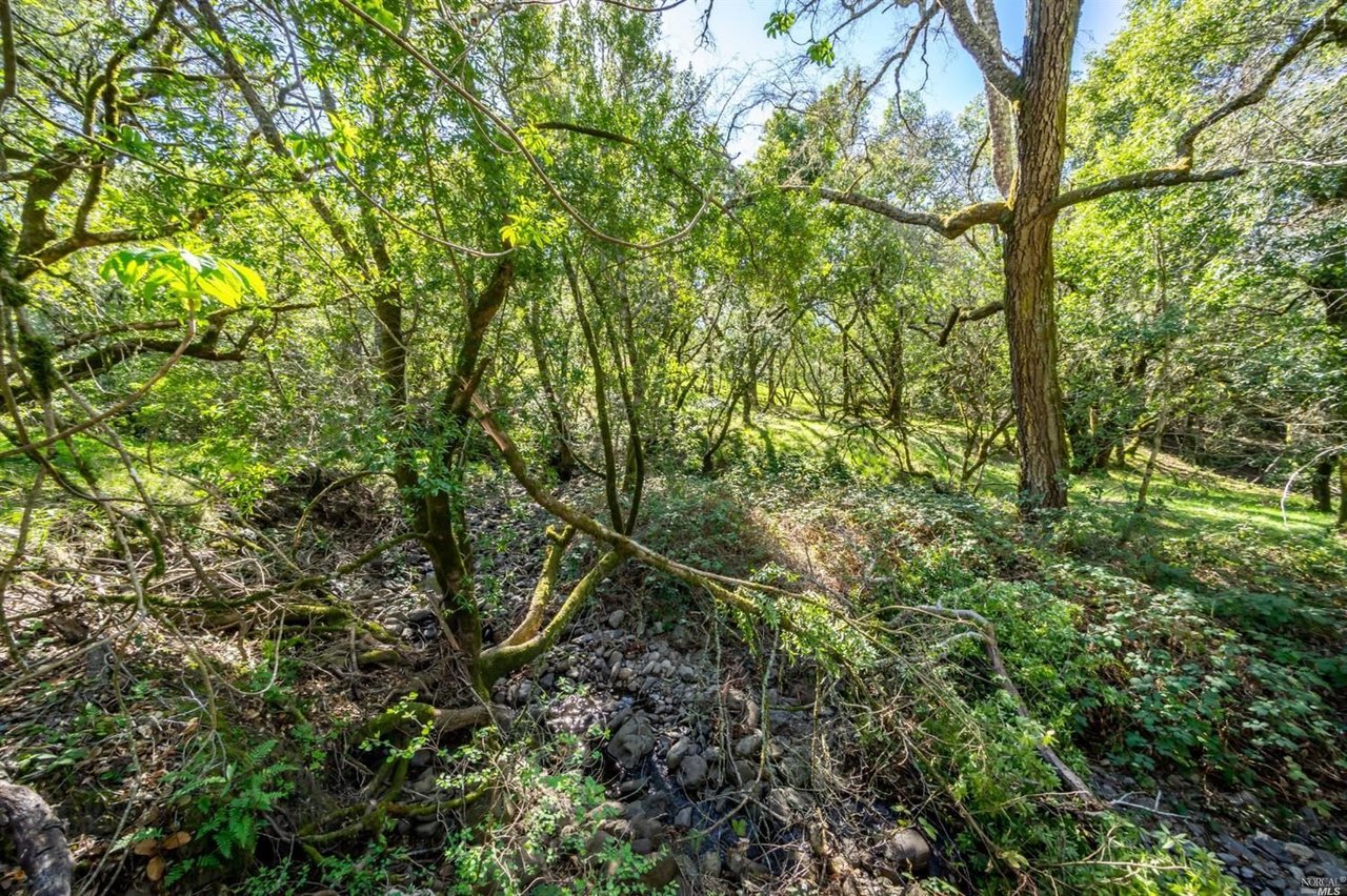 5289 Sonoma Mountain Rd