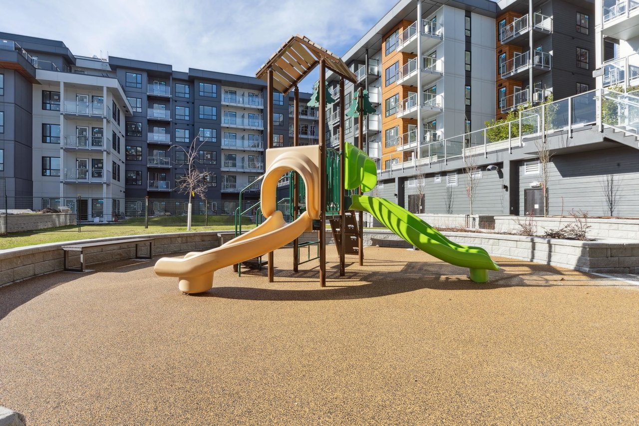 313-3596 Malsum Drive, North Vancouver