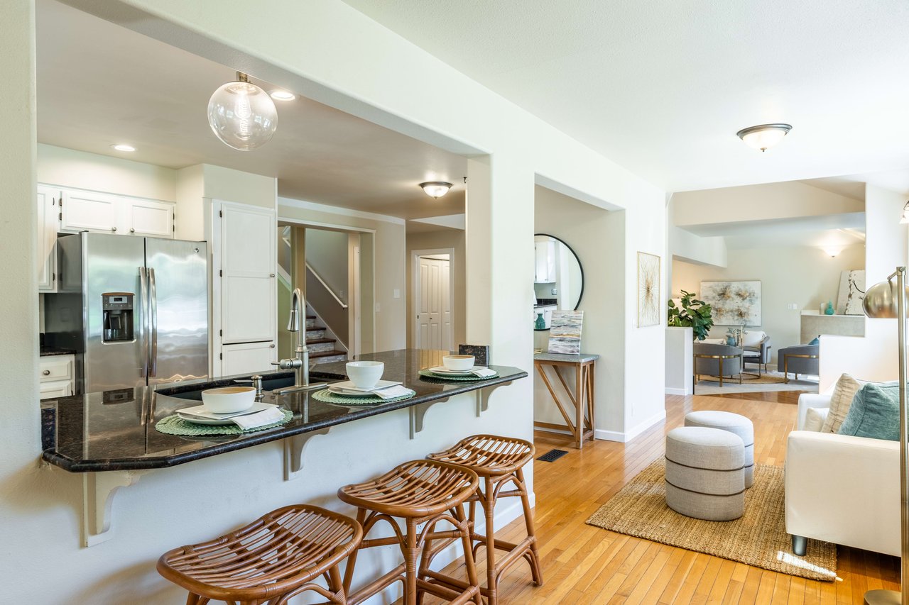 Spacious Duvall Residence
