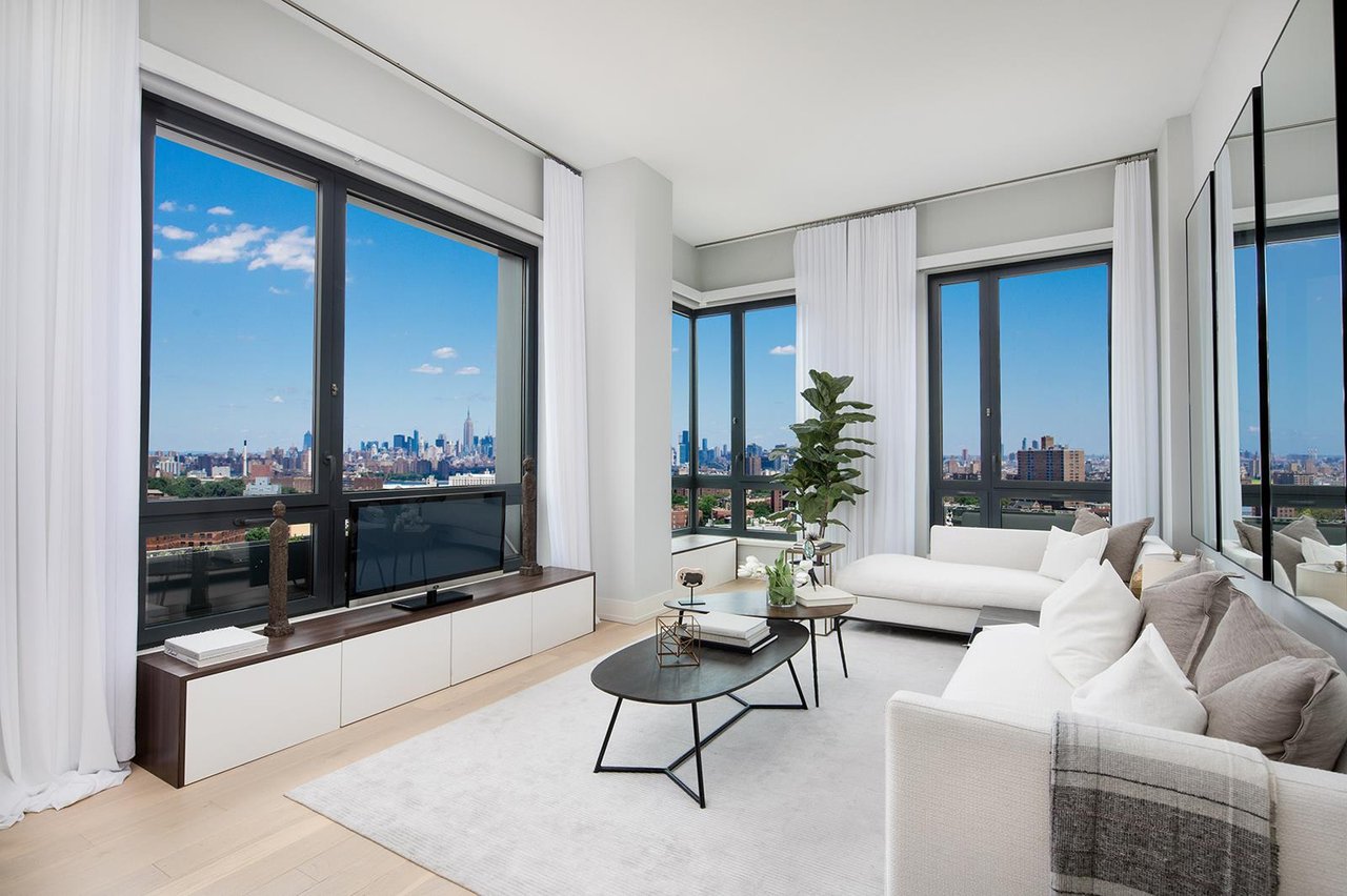 550 Vanderbilt Ave. Unit: 1001