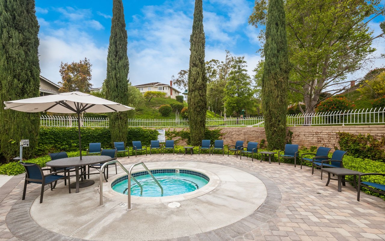 15 Bluff View