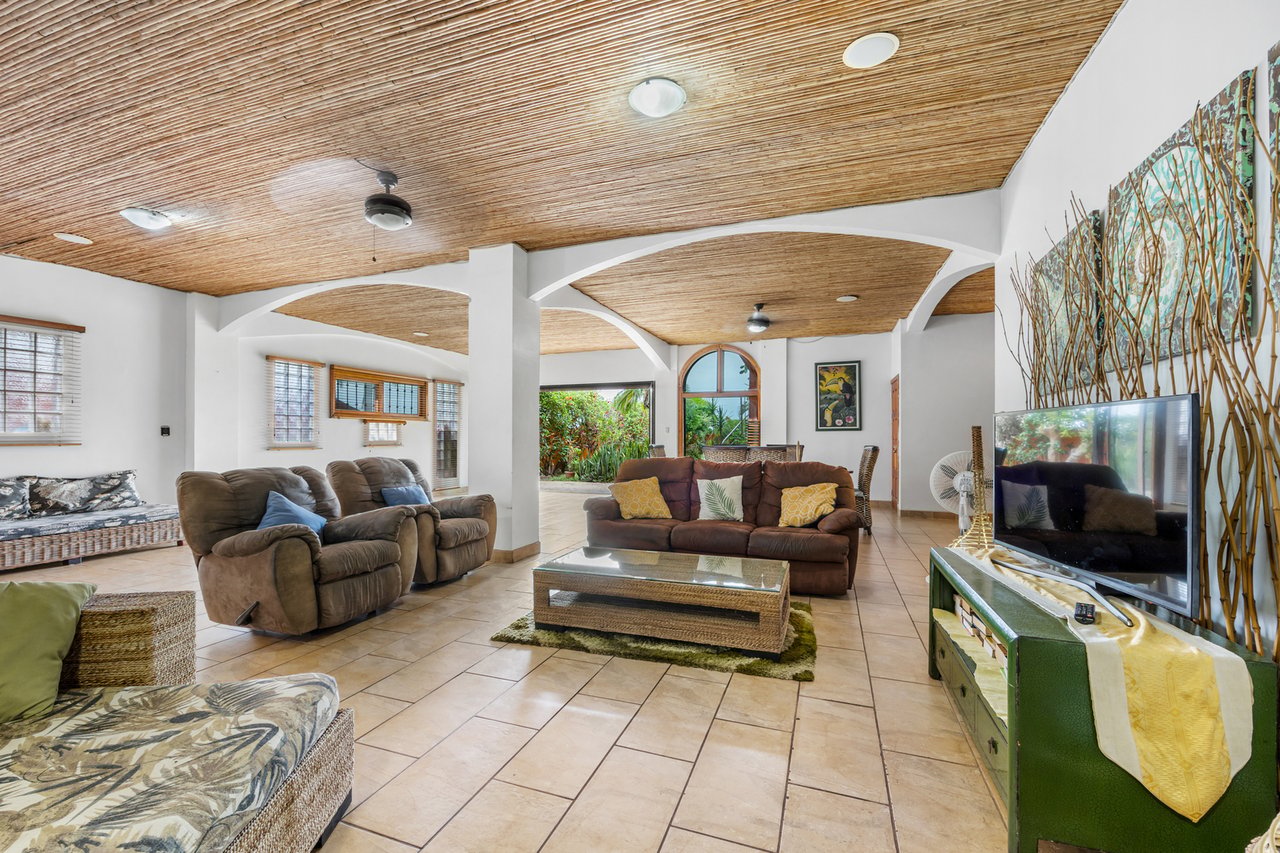 Titled Beachfront Luxury Estate, Flamingo, Guanacaste