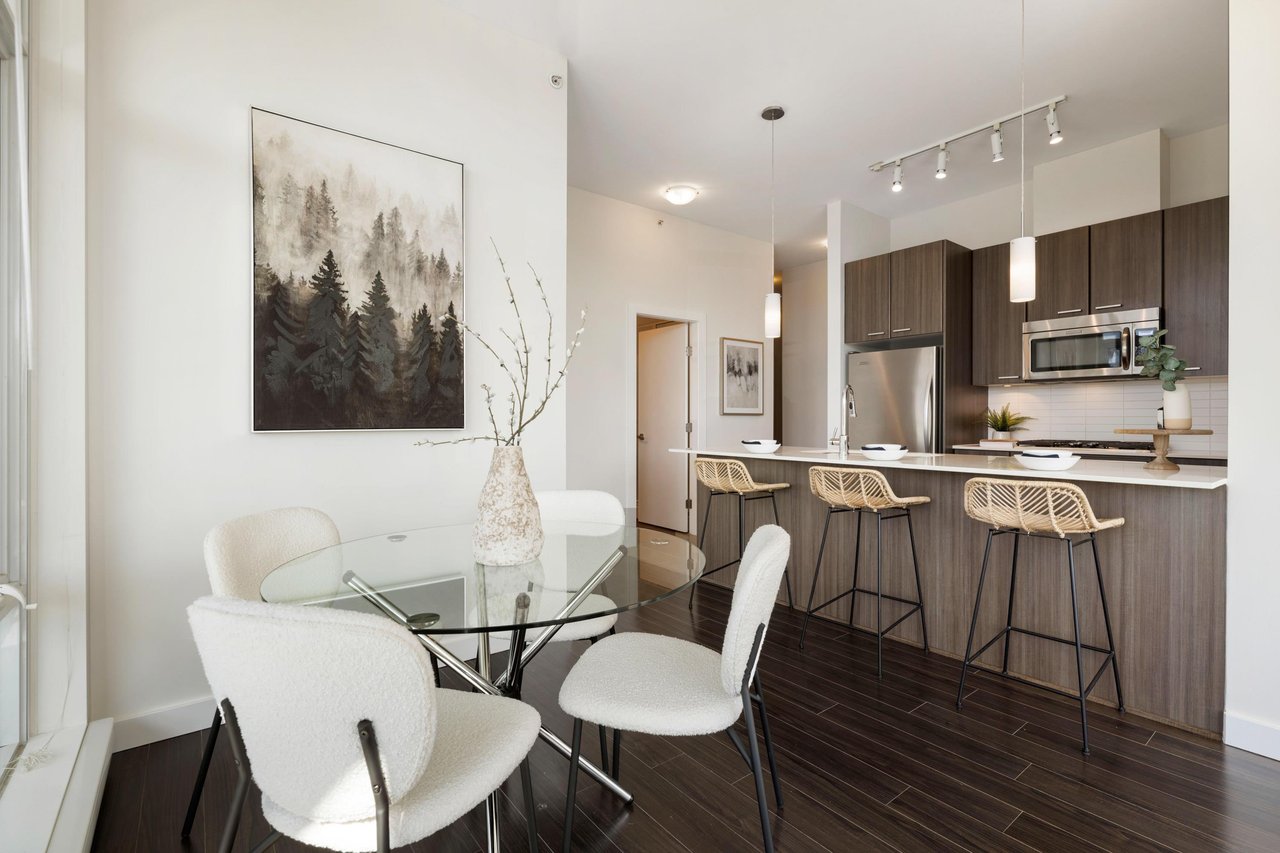303-2955 Atlantic Avenue, Coquitlam