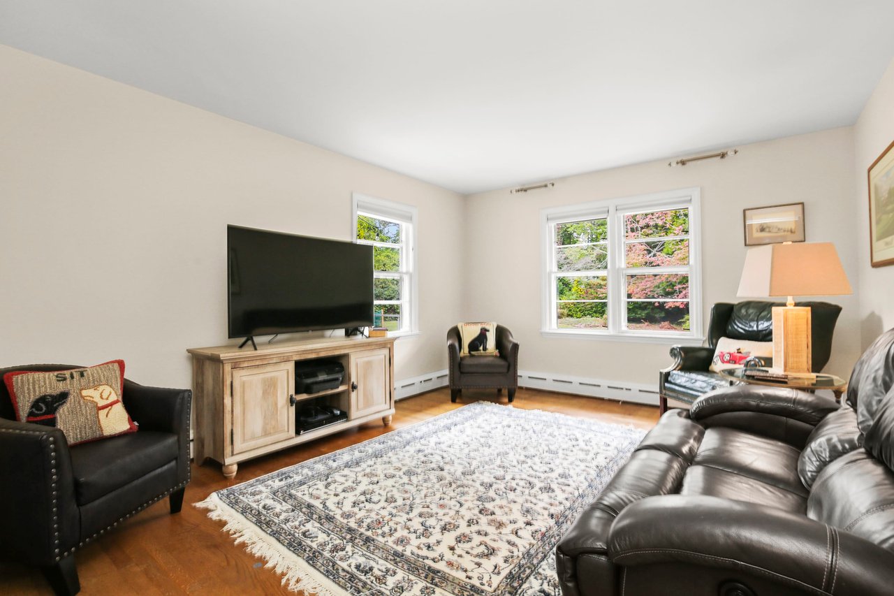 24 Pequot Drive, Norwalk