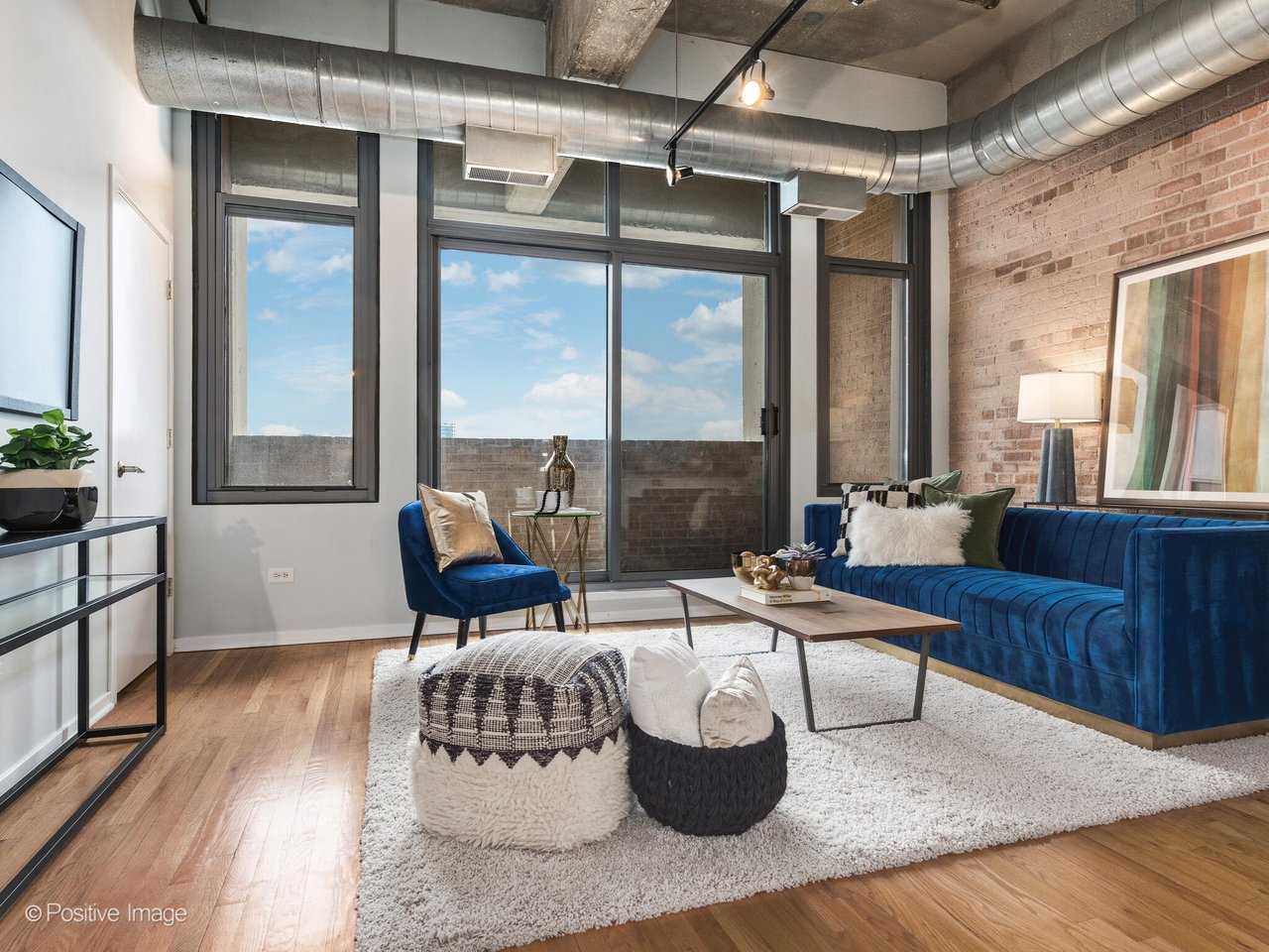 900 N Kingsbury St Unit 716