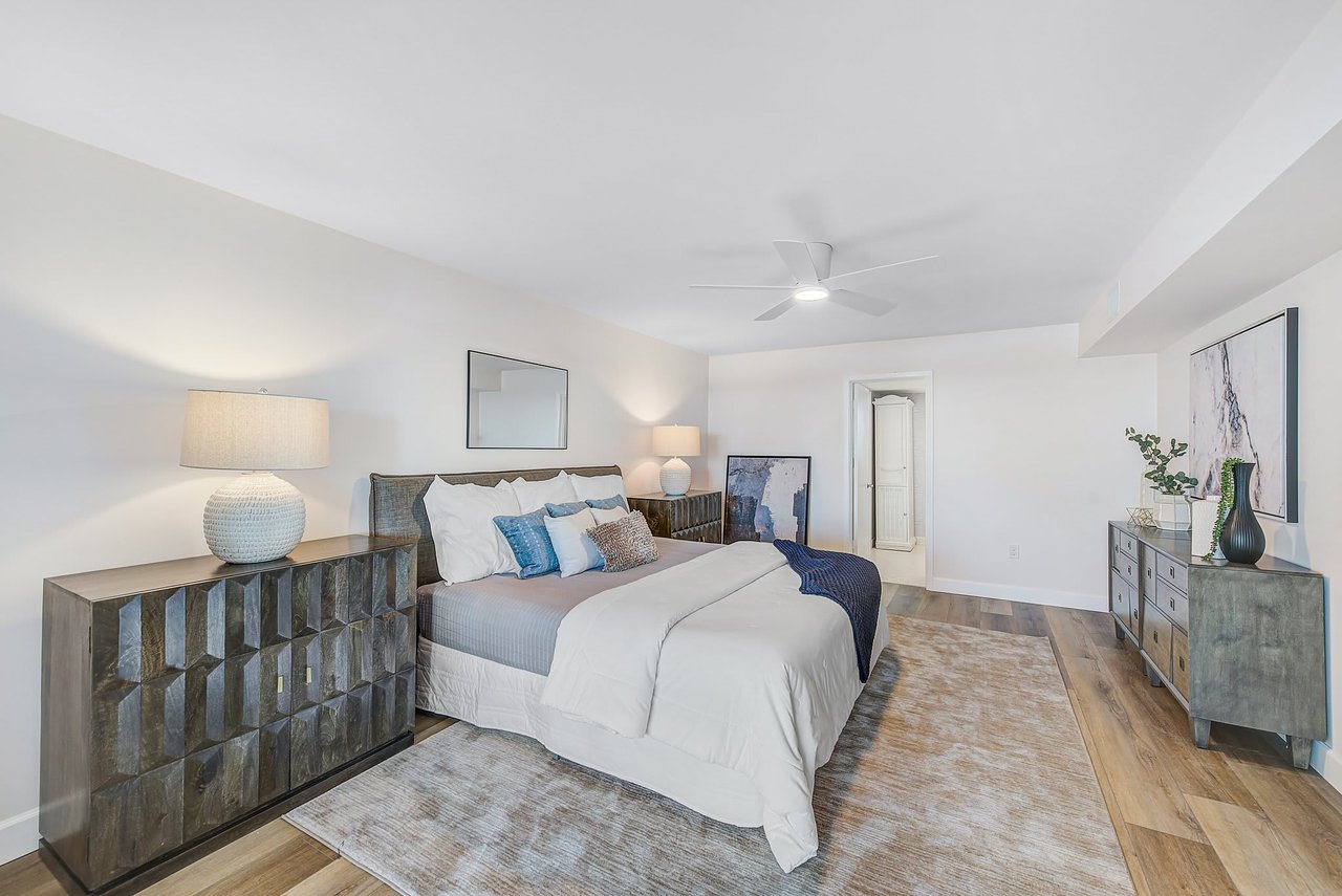 5200 Brittany Dr S, #804, St Petersburg, FL 33715
