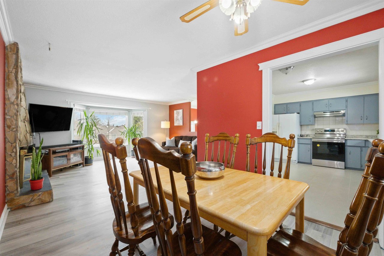 15774 96 Ave
