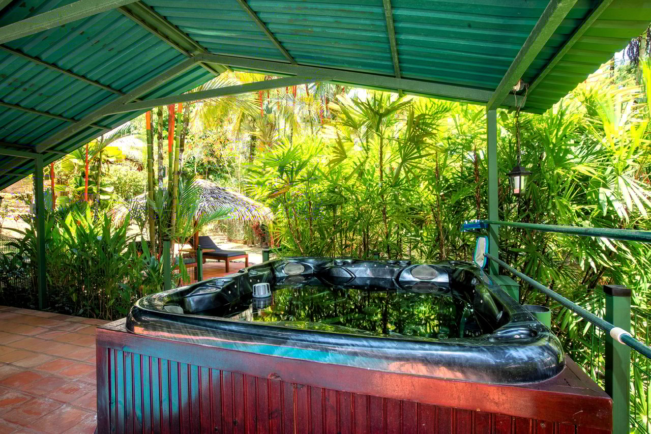 A MONEY MAKER! Location, home, guest cabins, with a SUCCE$$FUL exclusive distribution agency!