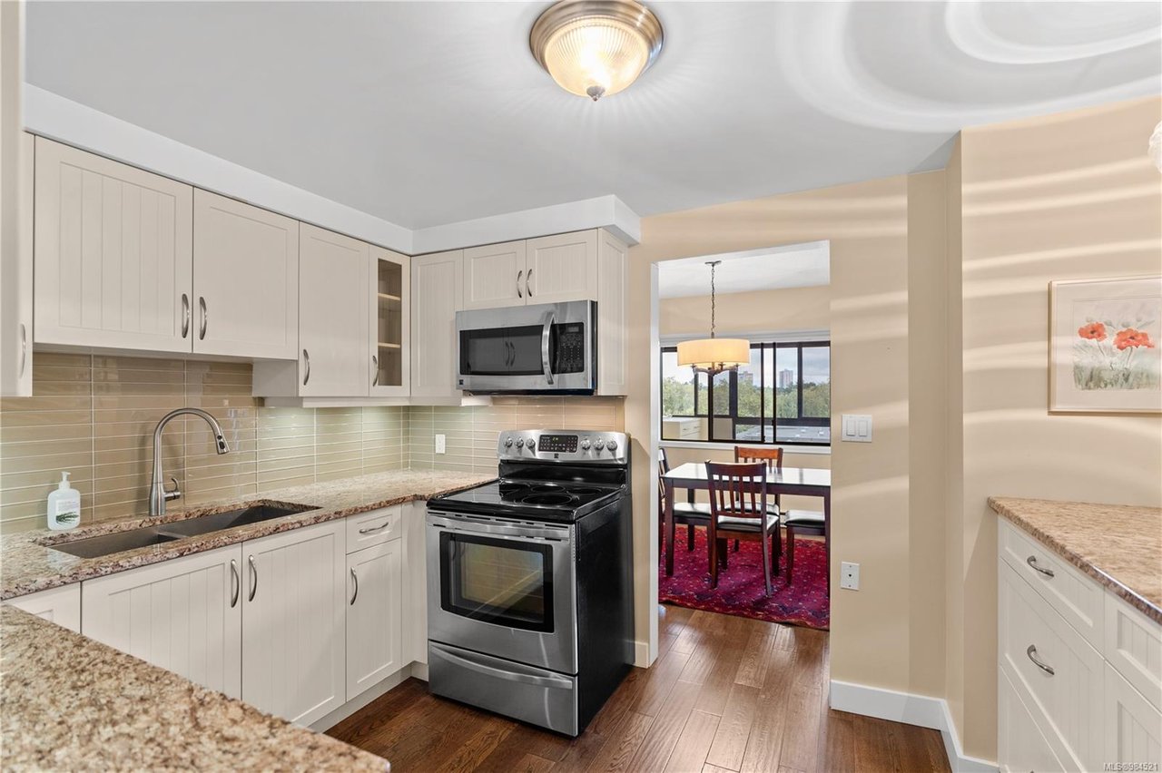 604-420 Linden Ave