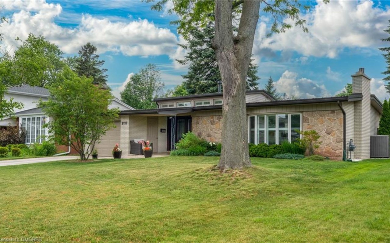 5117 Bayfield Cres