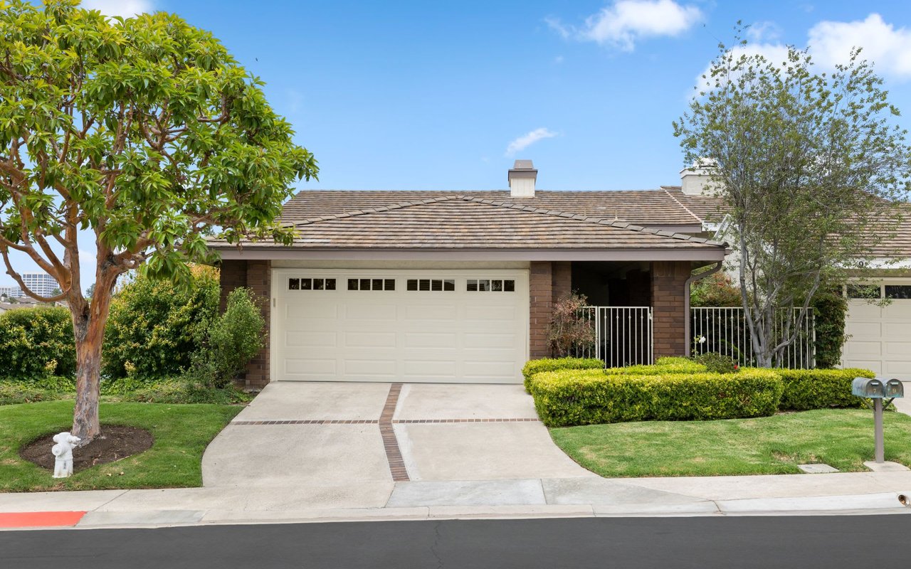 7 White Water Drive