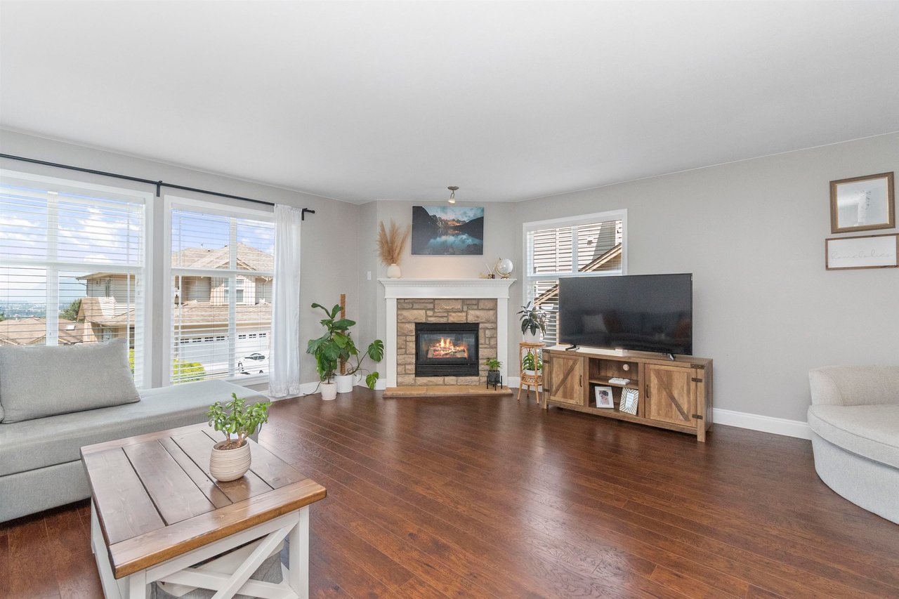 14-46906 Russell Rd