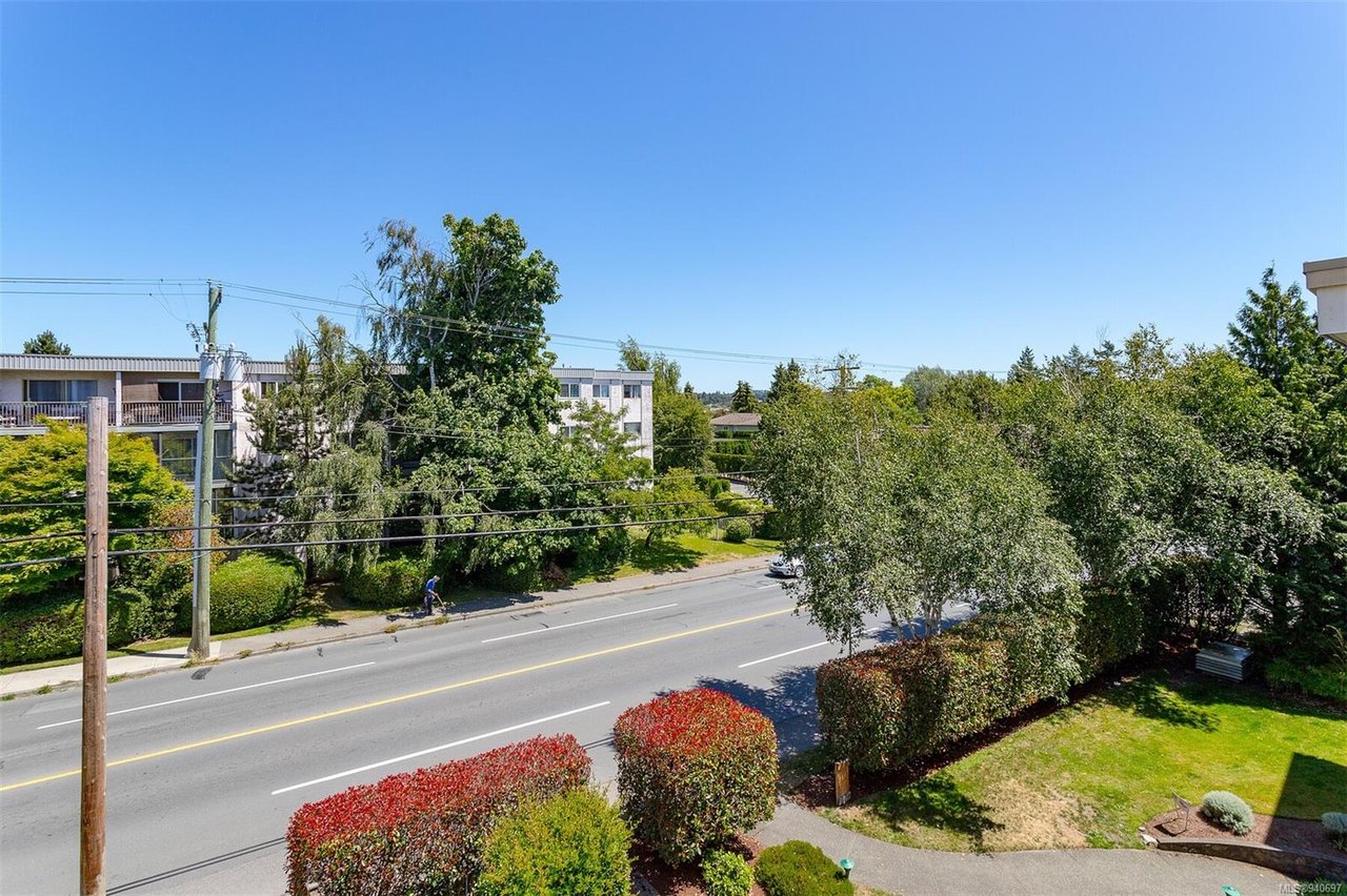 302-317 Burnside Rd