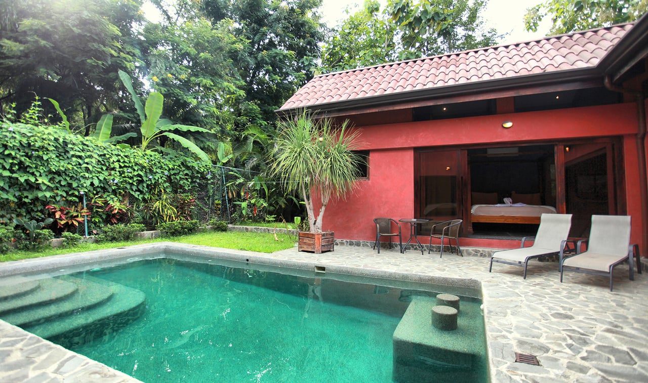 Pool Home Near Surf Break, Santa Teresa, Puntarenas