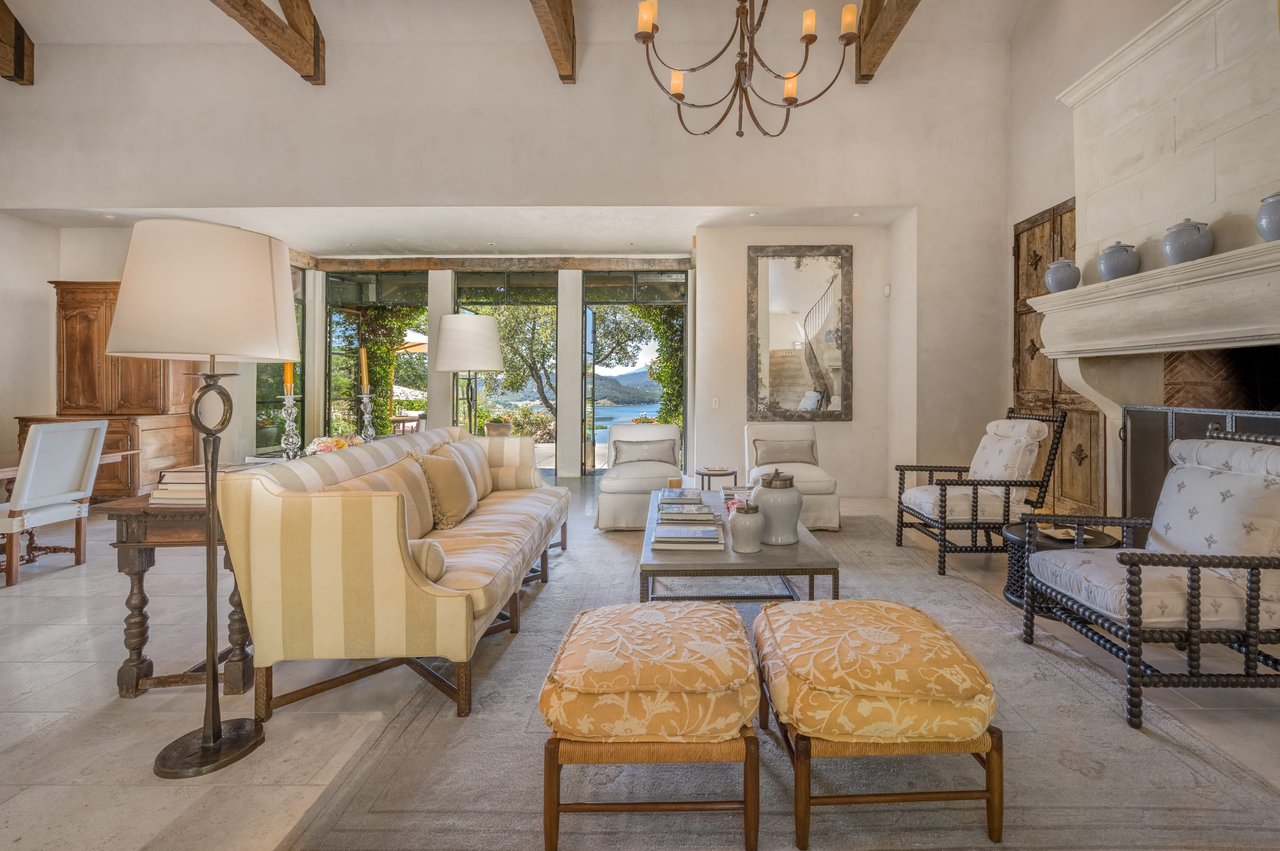 Napa Valley Compound