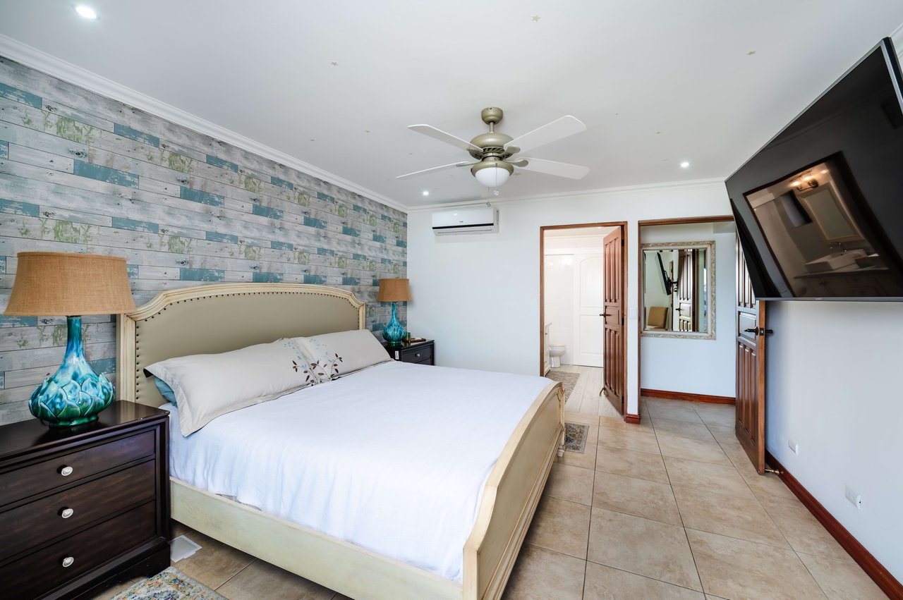 Oceanica 805 | Beautiful Ocean Views