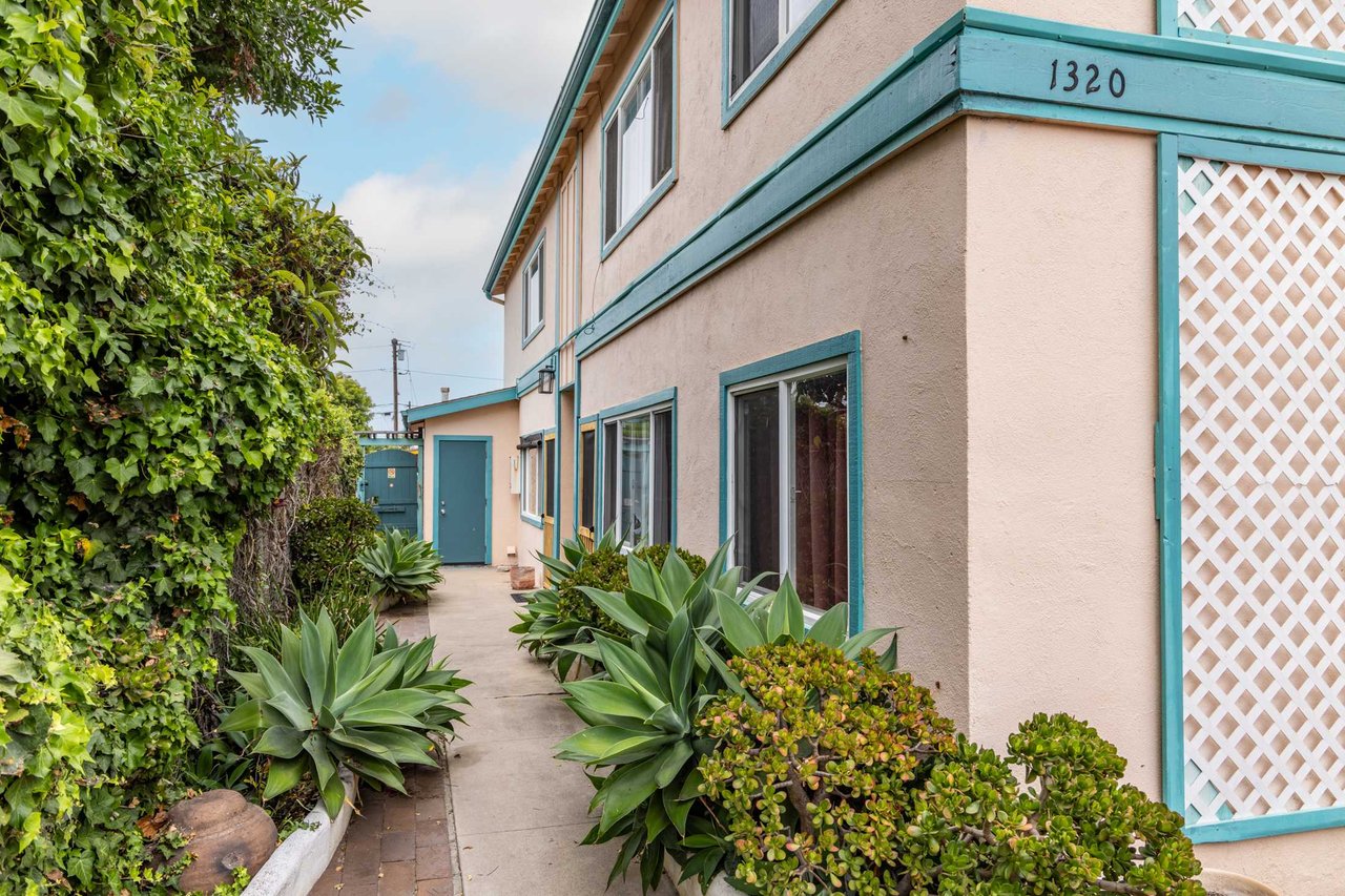 1320 Bush St | Oceanside