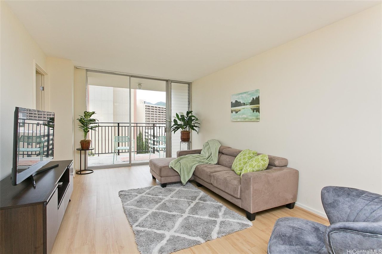 1610 Kanunu St #1406