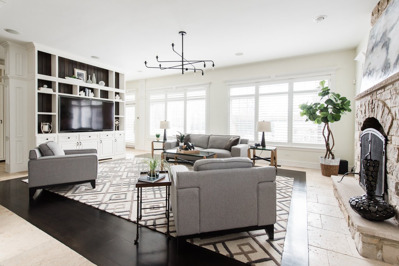 This Sophisticated Home Features A Commanding Presence 