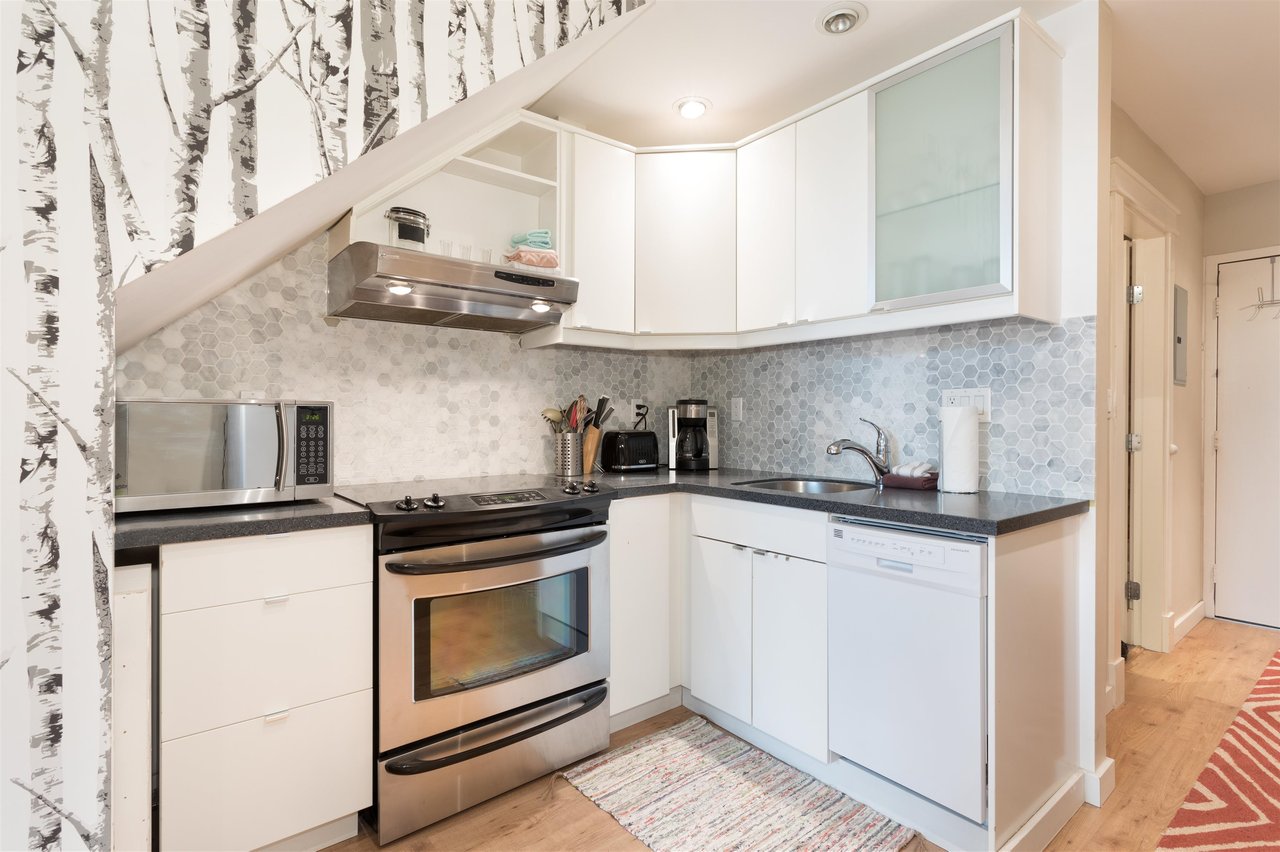 302-2021 Karen Cres