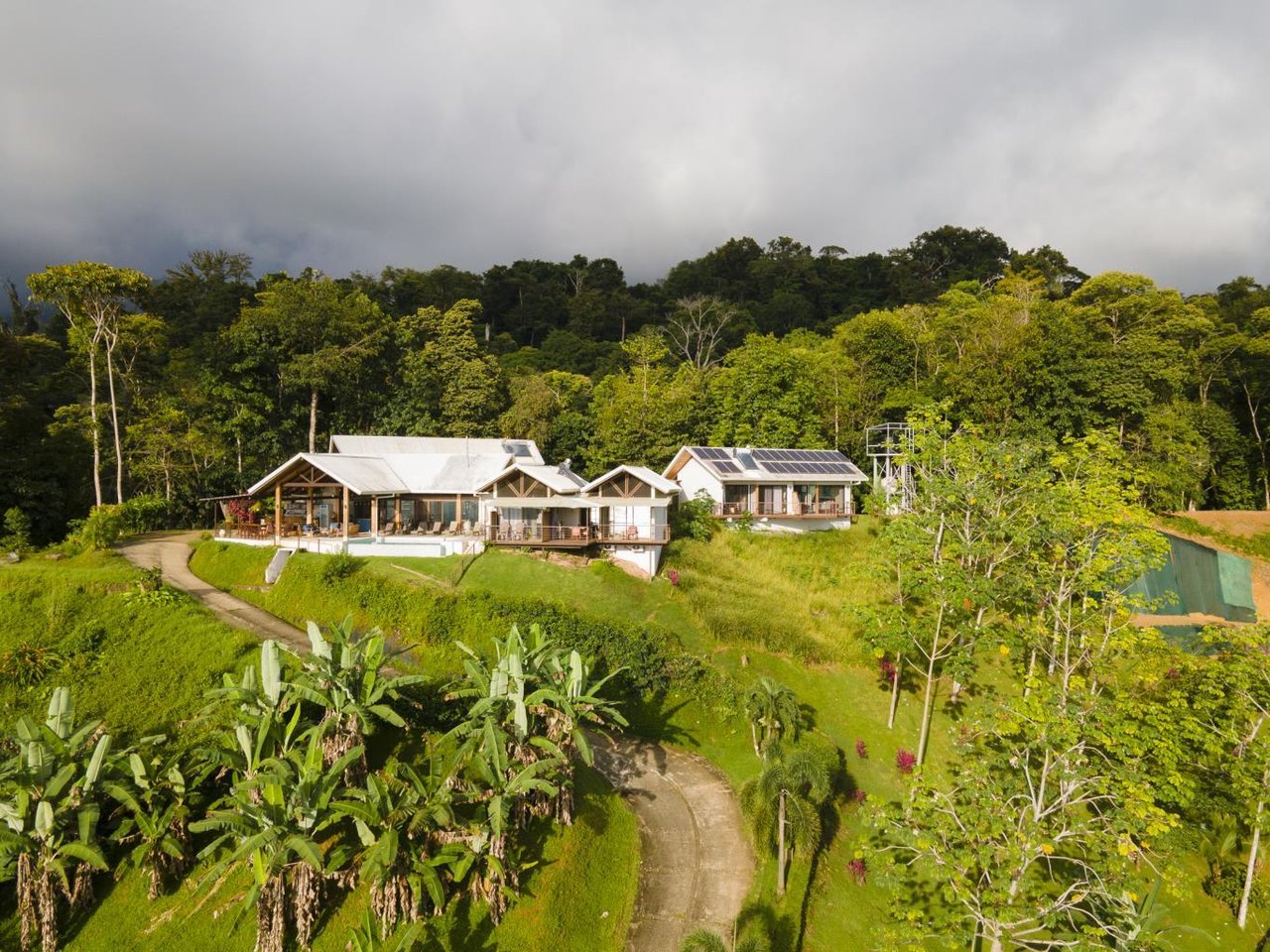 Hill Top Luxury Home with Outstanding Ocean Views