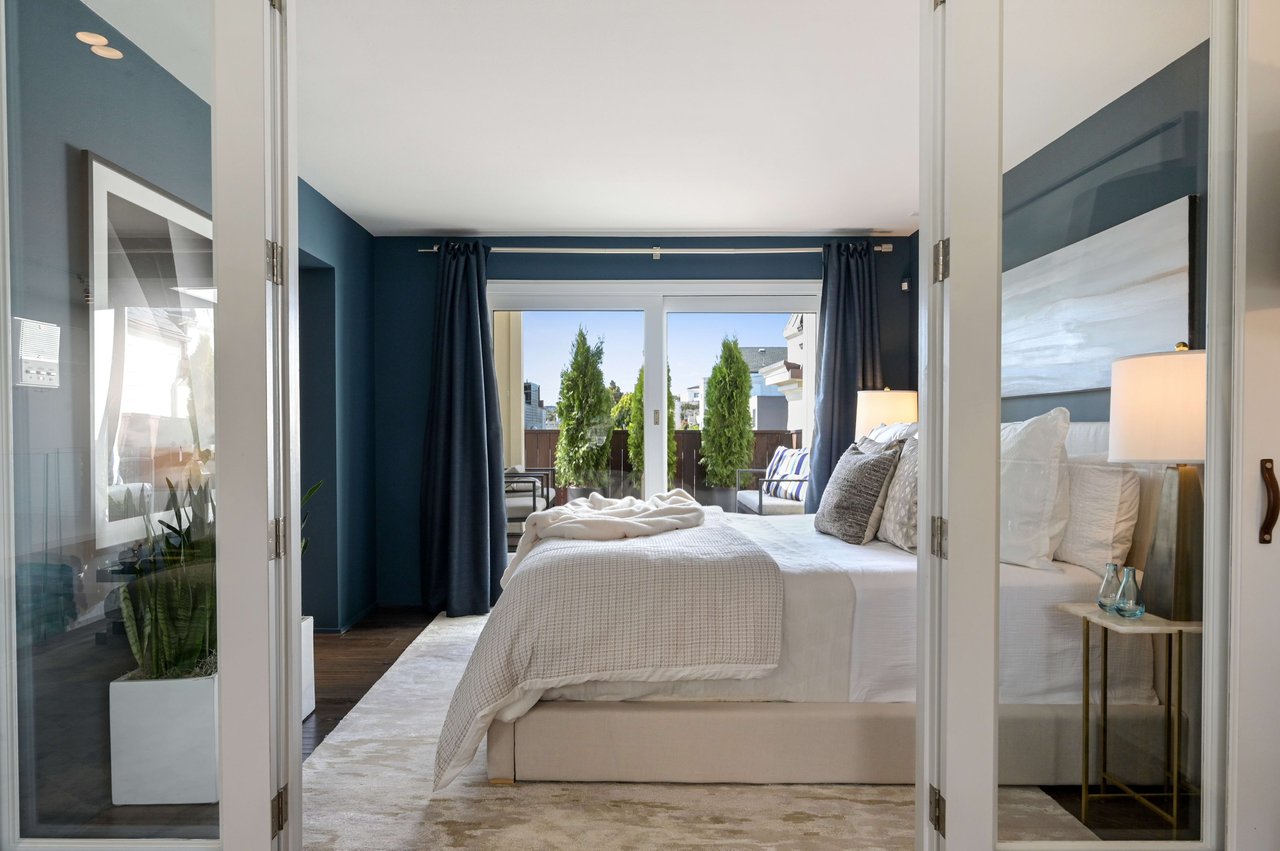 Stylish Duplex Penthouse Steps to Alta Plaza