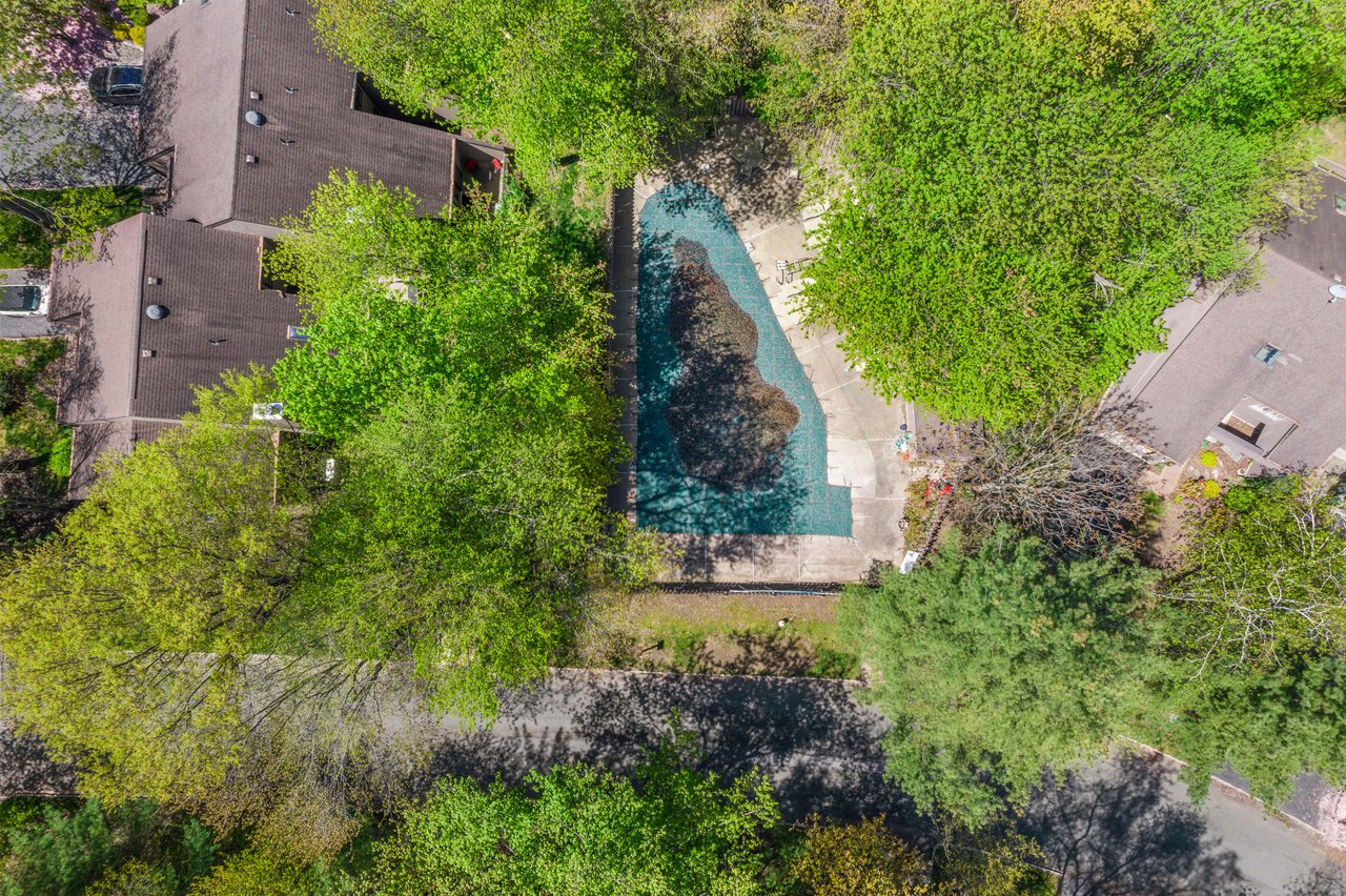 27 Windmill Dr