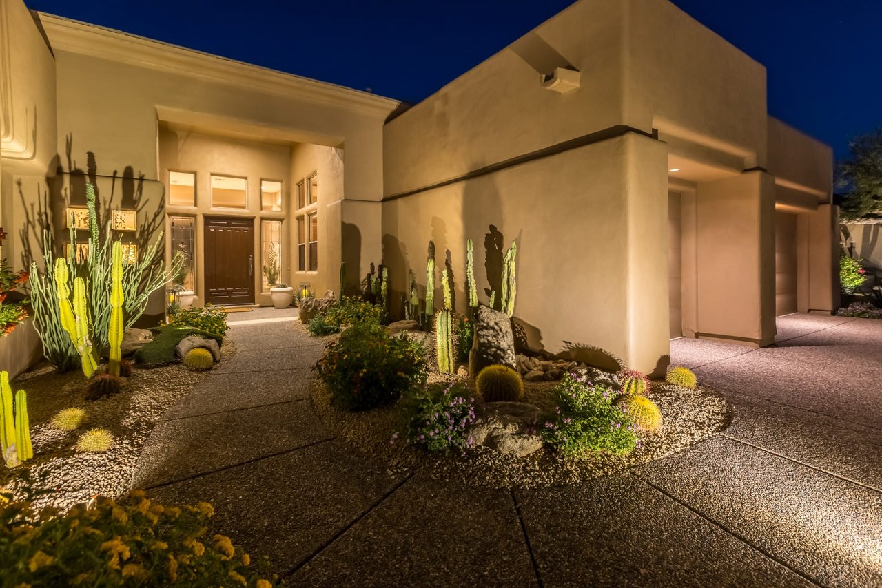 9908 E Cavalry Dr, Scottsdale, AZ 85262