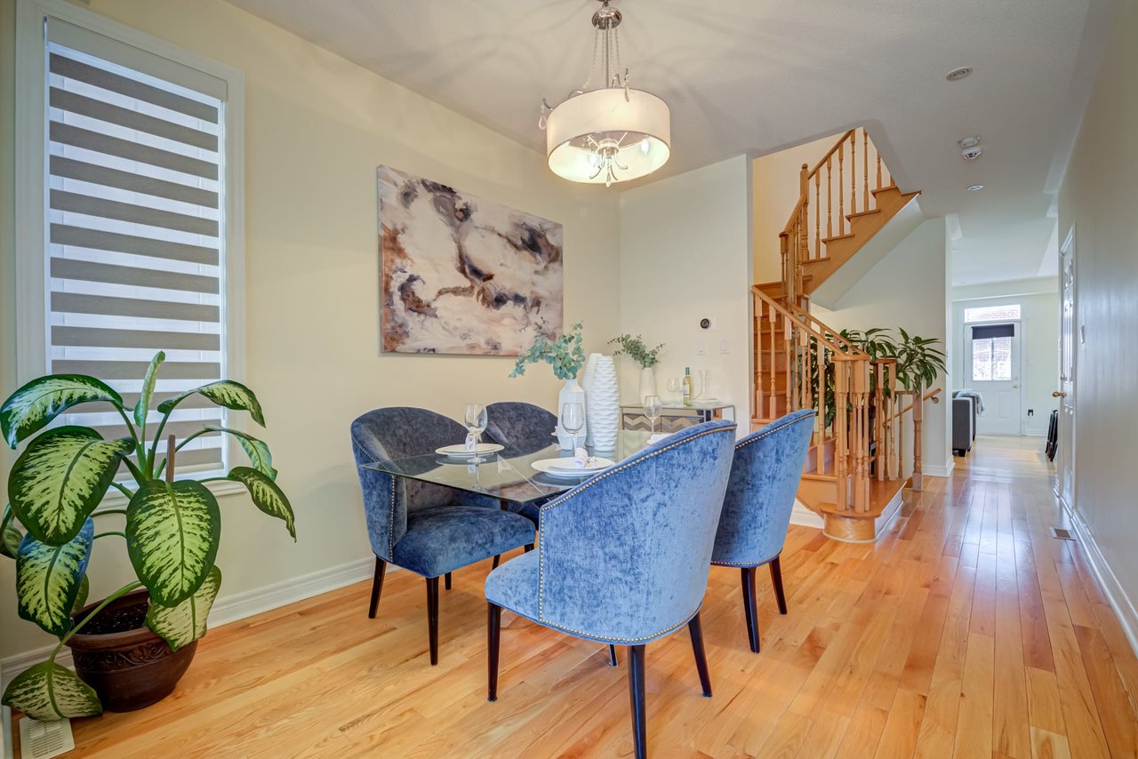58 Mantle Ave