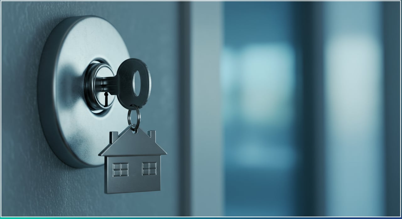 Unwrapping the Benefits: Why Buying a Home During the Holiday Season is a Smart Move