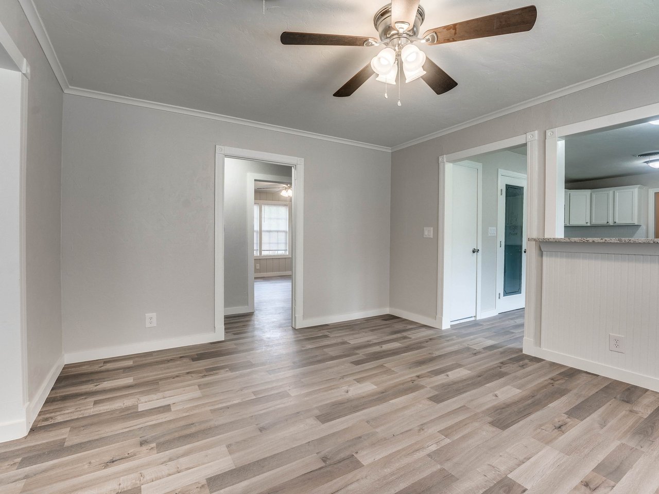 1810 N Park