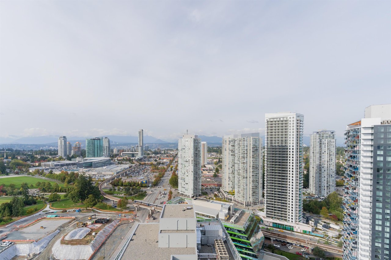 3206-13615 Fraser Hwy