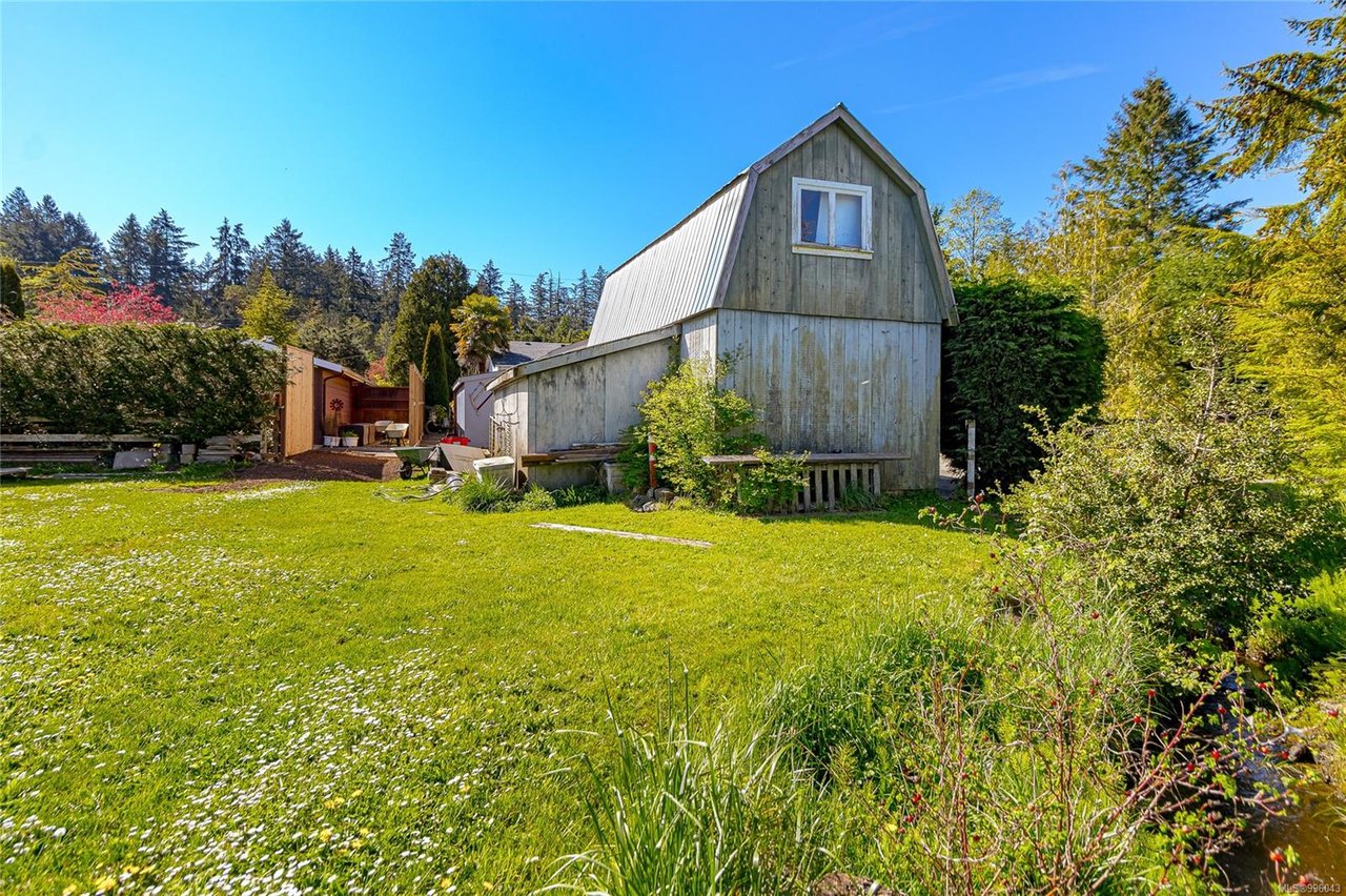 1550 McHattie Rd